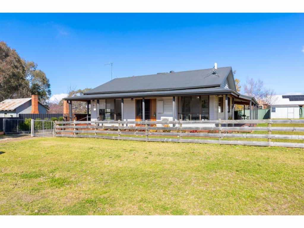 62 Boundary Rd, Baranduda, VIC 3691