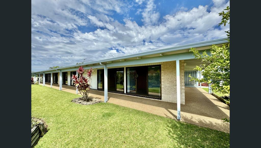 54 Wyden St, Old Bar, NSW 2430