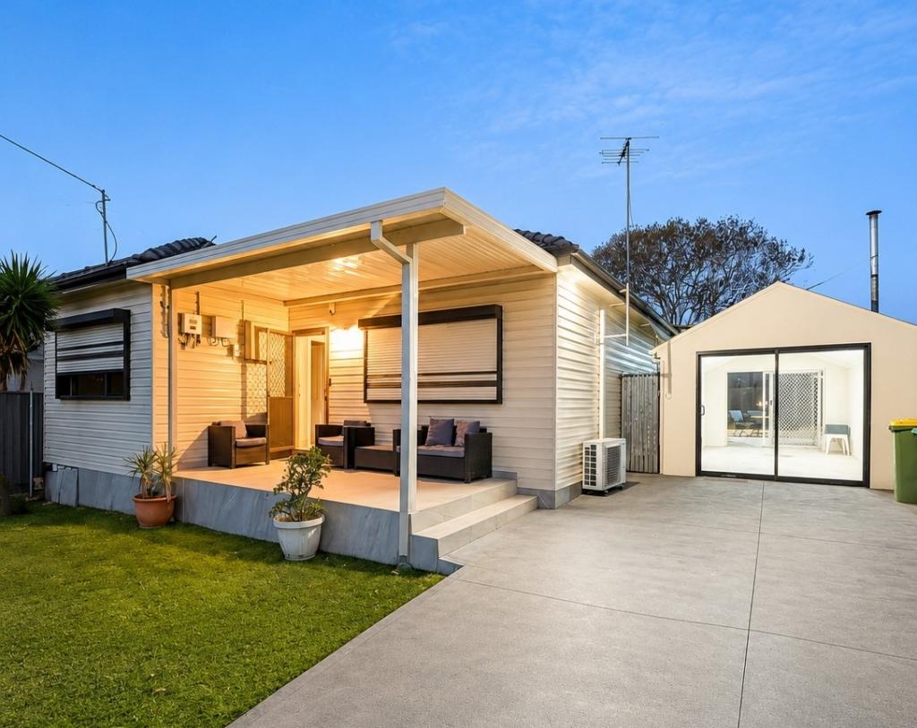 40 Sylvanus St, Greenacre, NSW 2190