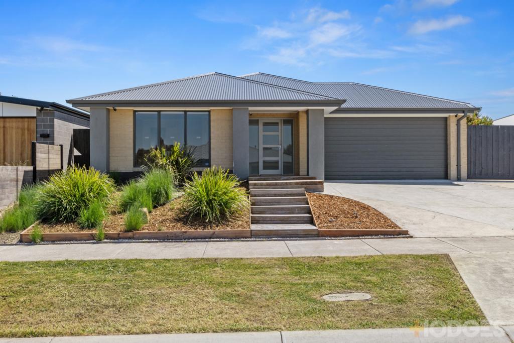 7 Albatross Dr, Inverloch, VIC 3996