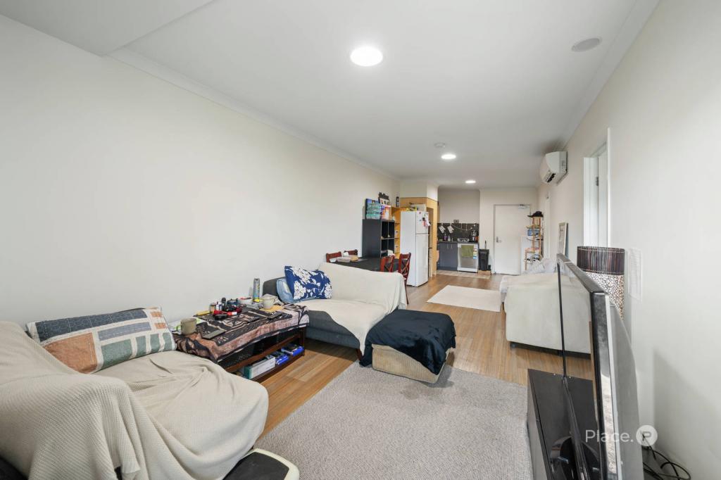 5/6 Whites Rd, Petrie, QLD 4502