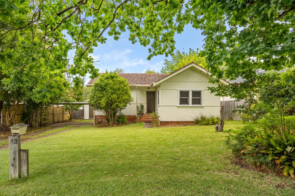 43 Plateau Rd, Springwood, NSW 2777