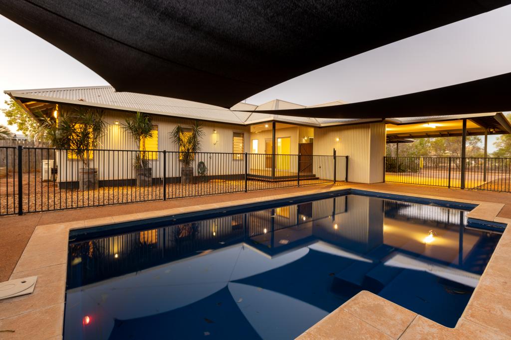 9 Sameshima Gdns, Bilingurr, WA 6725