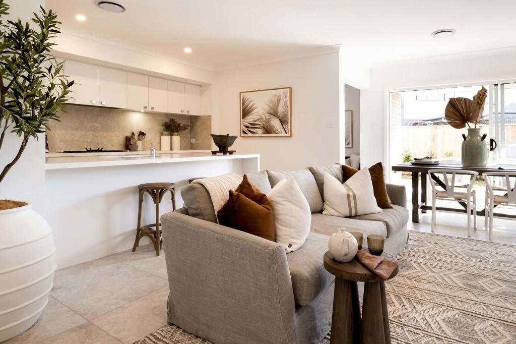 13 FETTLER ST, CALDERWOOD, NSW 2527