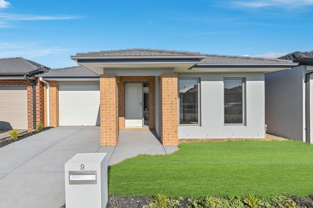 9 Northumberland Rd, Clyde, VIC 3978