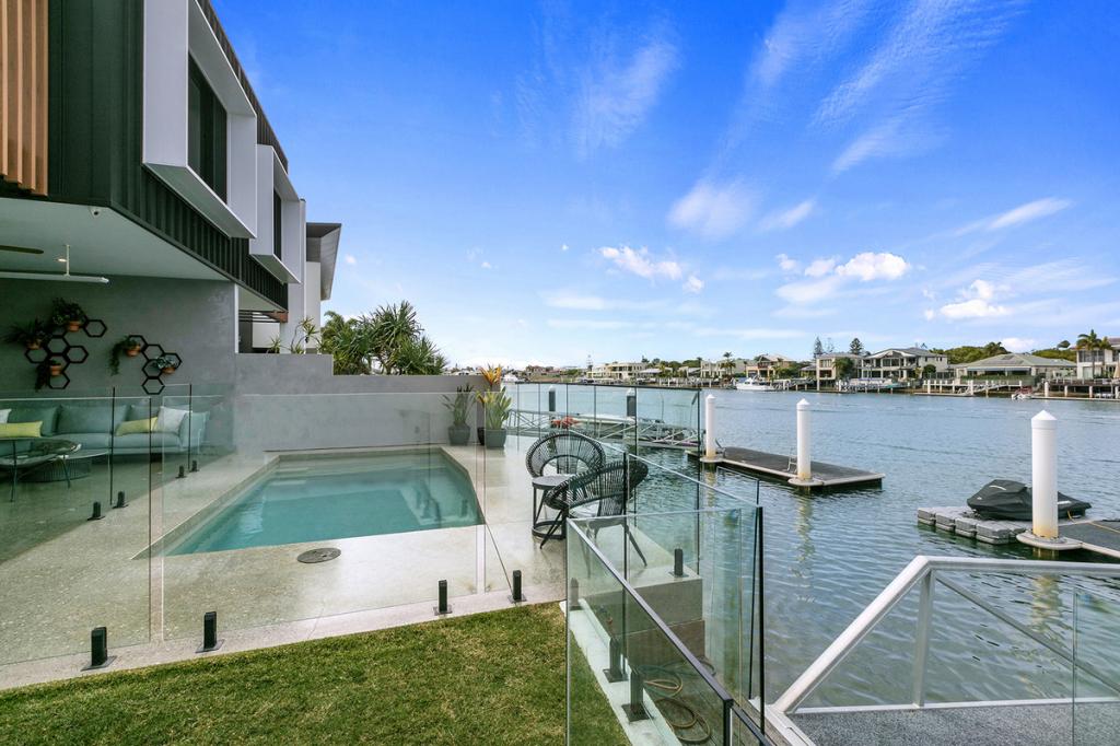 2/31 Neerim Dr, Mooloolaba, QLD 4557