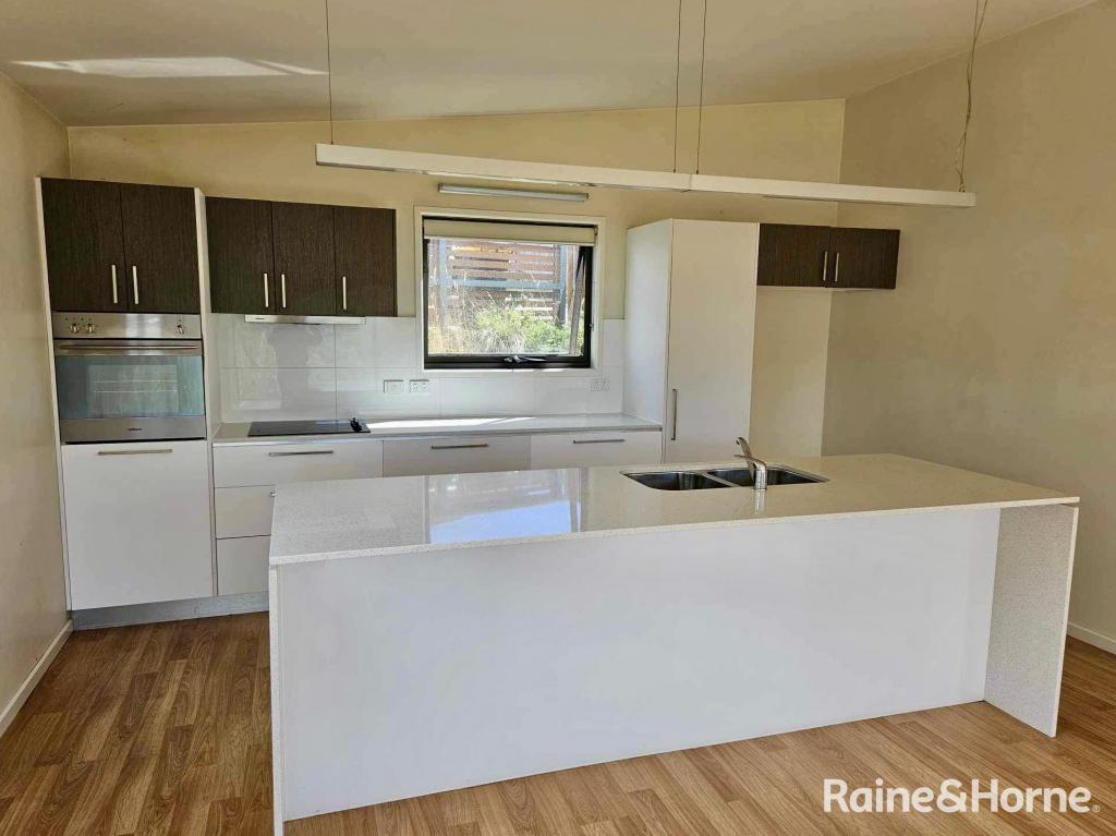 35 INEKE DR, KINGSTON, TAS 7050