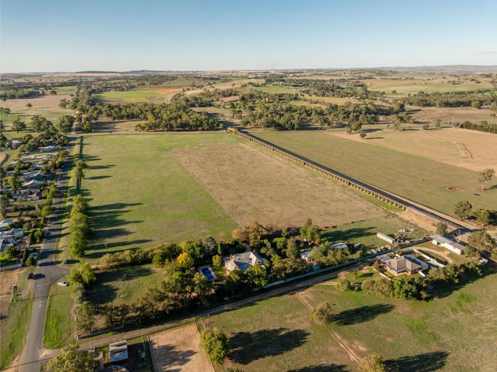 51 East St, North Wagga Wagga, NSW 2650