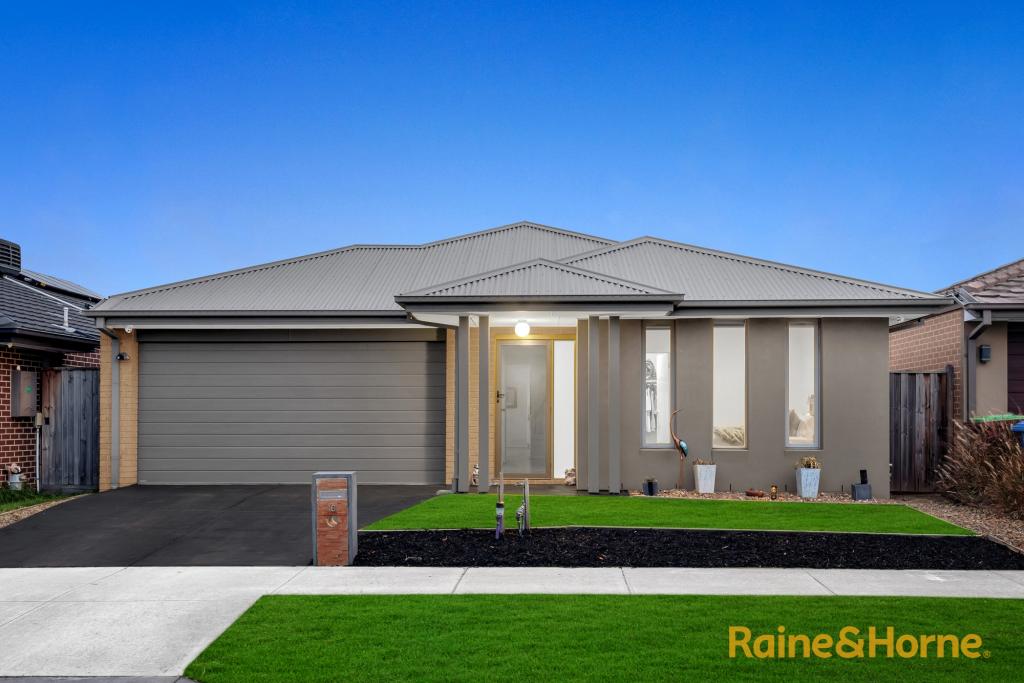 16 Canopy Gr, Cranbourne East, VIC 3977