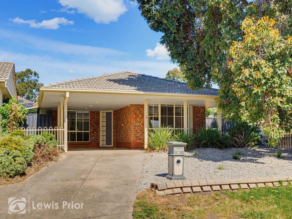 1 Allman Cres, Aberfoyle Park, SA 5159