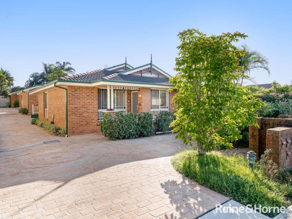 1/10 RUSSELL ST, EAST GOSFORD, NSW 2250