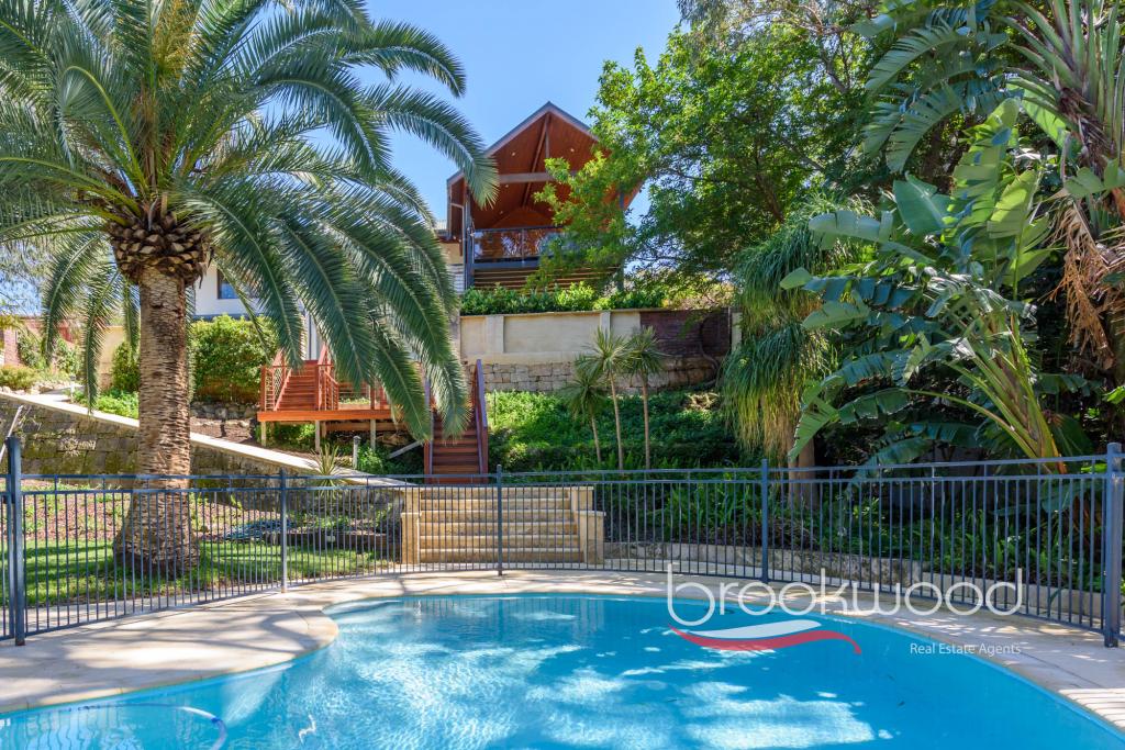 30 Ridge St, Wembley Downs, WA 6019