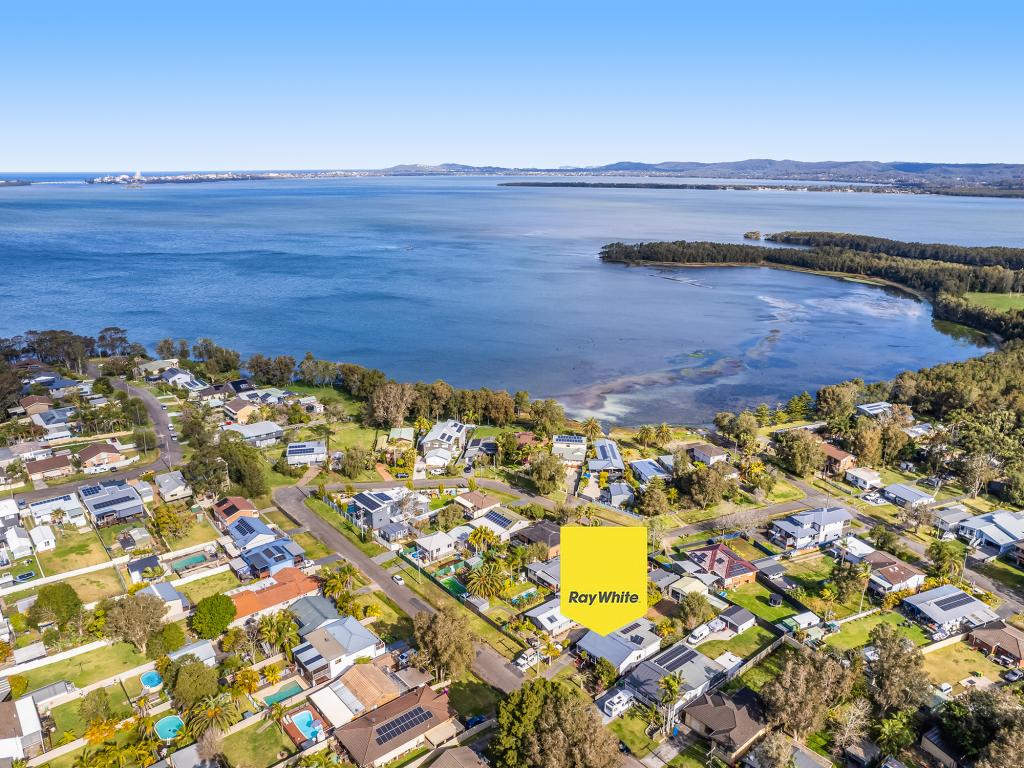 14 St Leonards St, Rocky Point, NSW 2259