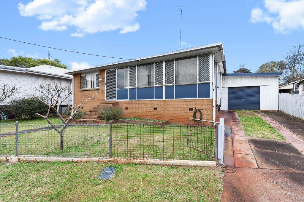 46 Underwood Cres, Harristown, QLD 4350