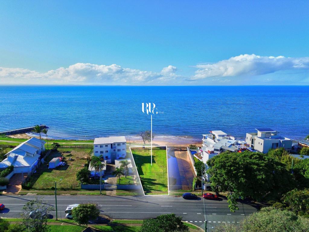 50 Prince Edward Pde, Redcliffe, QLD 4020