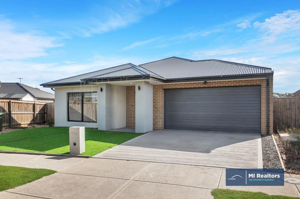 3 Madeira St, Manor Lakes, VIC 3024