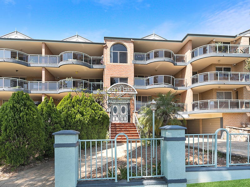 13/26-30 Bailey St, Westmead, NSW 2145