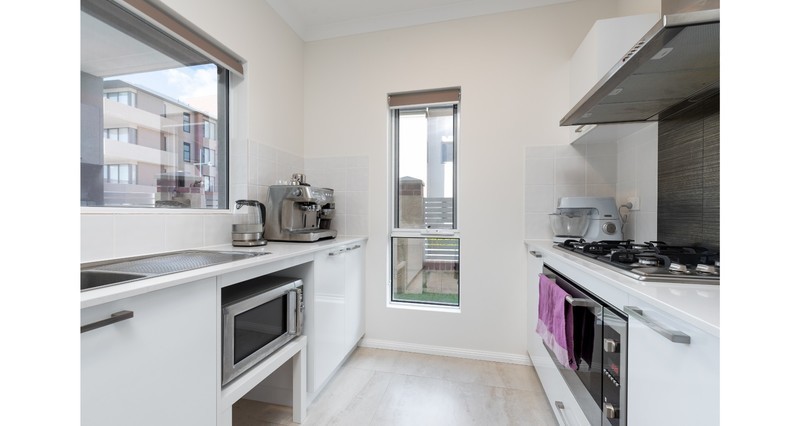 5/7 Marina Dr, Ascot, WA 6104