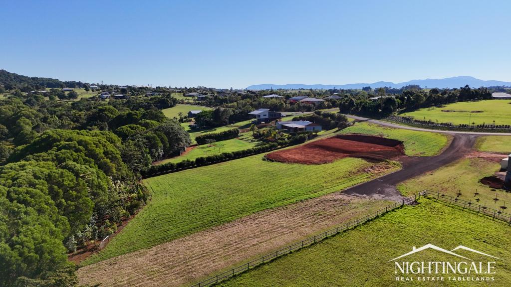 4 Holly St, Peeramon, QLD 4885