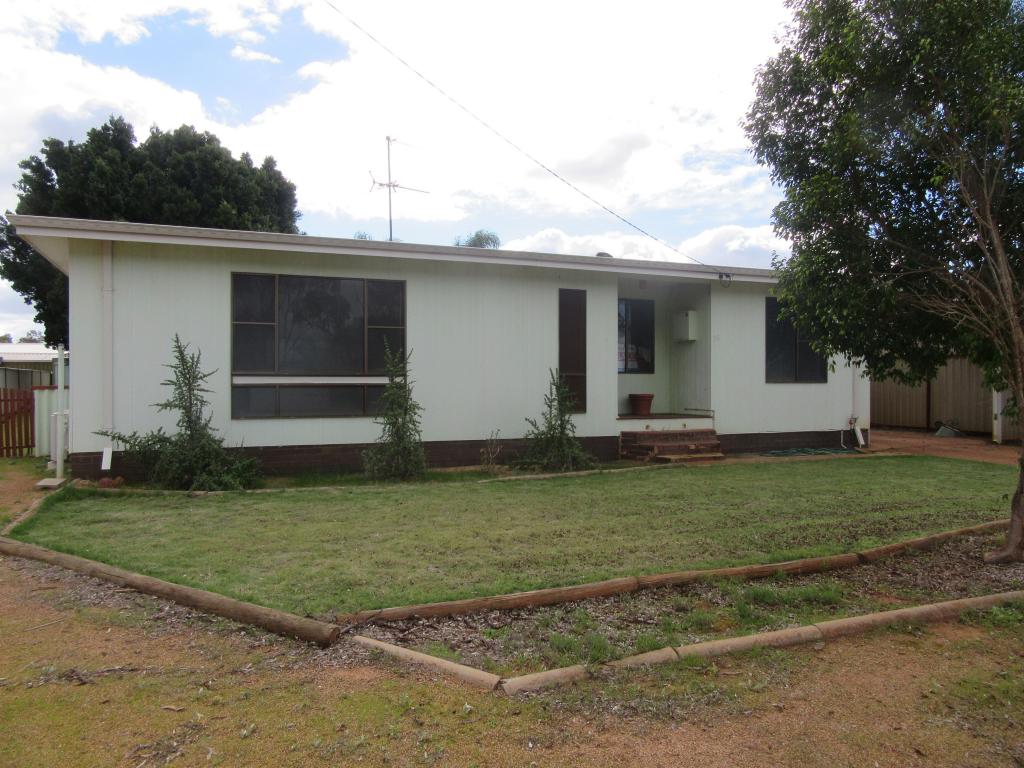 19 Franklin St, Three Springs, WA 6519