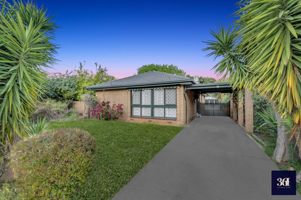 11 Bernard Dr, Melton South, VIC 3338