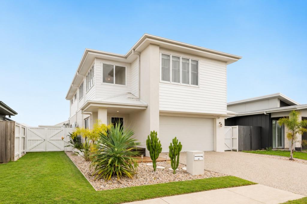 44 Lord Howe Cct, Banya, QLD 4551