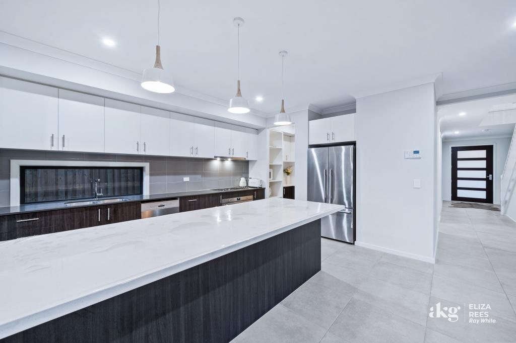 9 Crimson St, Greenbank, QLD 4124