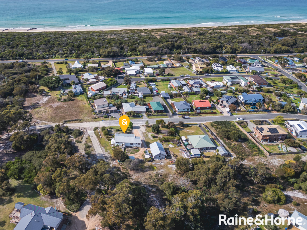 13 Charles St, Beaumaris, TAS 7215