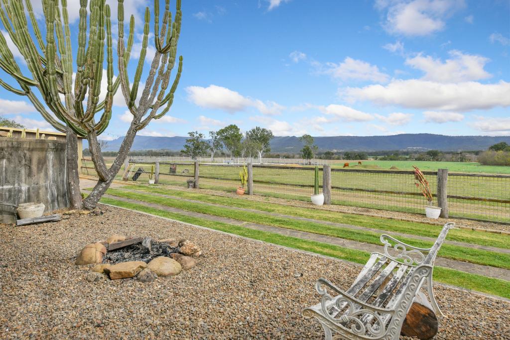 29 Elavesor Dr, Rosevale, QLD 4340