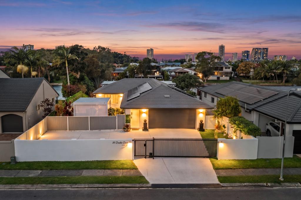 38 Dunlin Dr, Burleigh Waters, QLD 4220