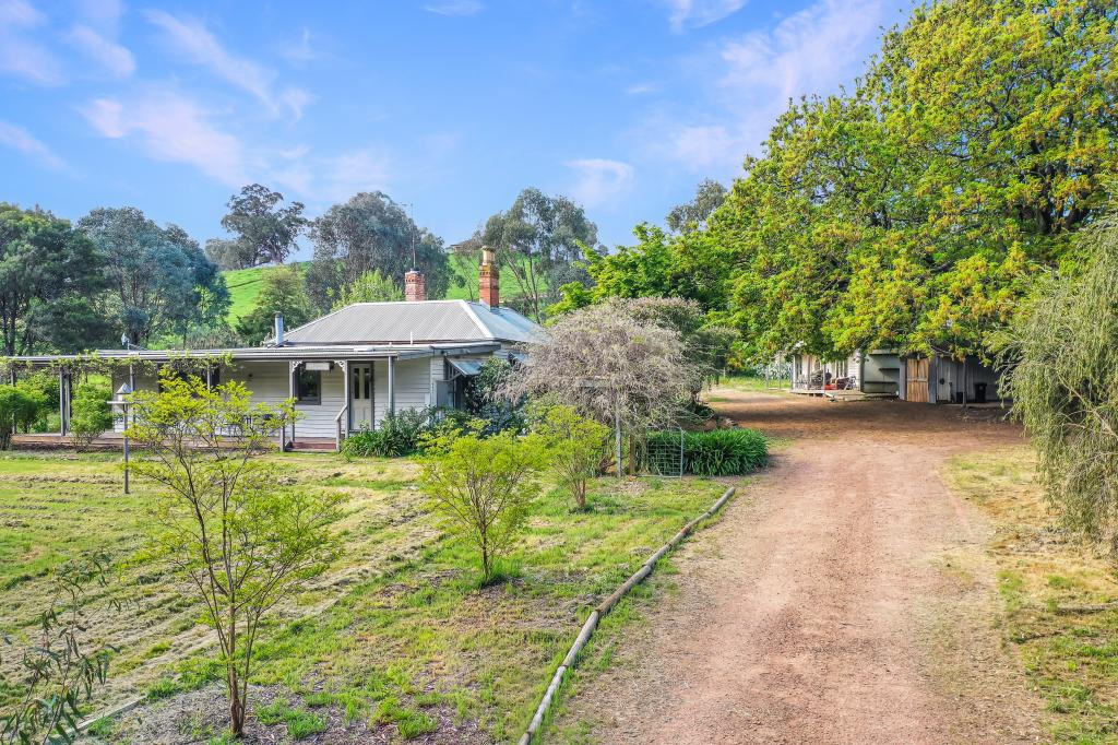 1195 Howes Creek Rd, Mansfield, VIC 3722