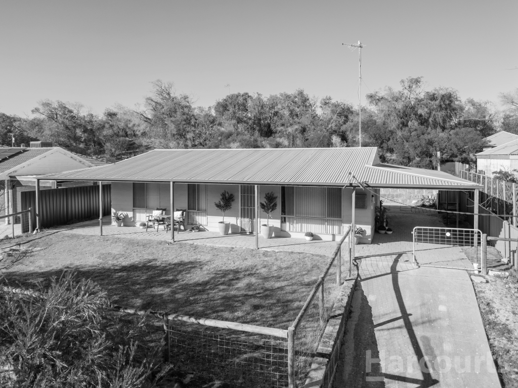 15 Hide-A-Way Vale, Preston Beach, WA 6215