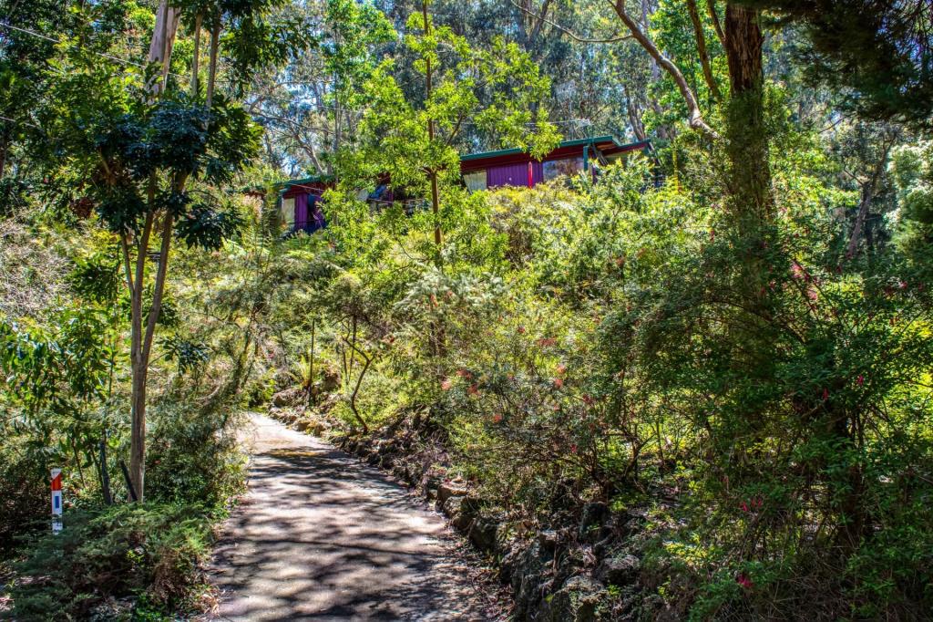 27 Wright Ave, Upwey, VIC 3158