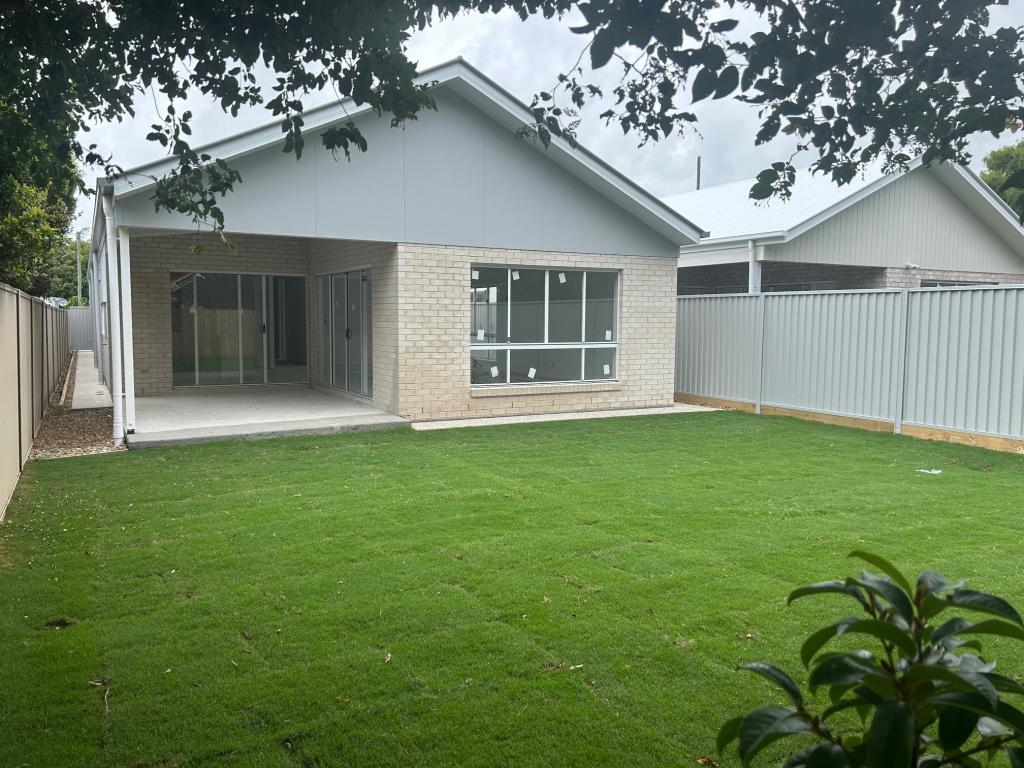 24a Campbell St, Scarborough, QLD 4020