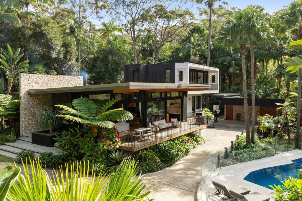 36 RUSKIN, AVALON BEACH, NSW 2107