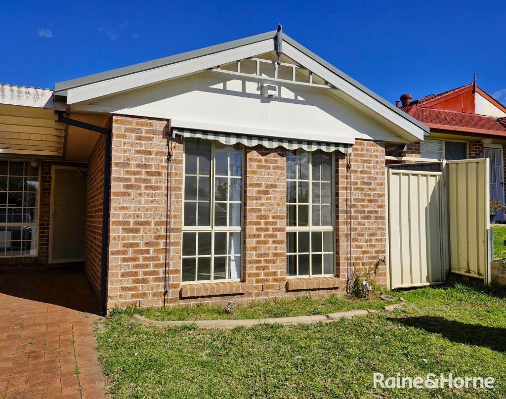 9b Pontiac Pl, Ingleburn, NSW 2565