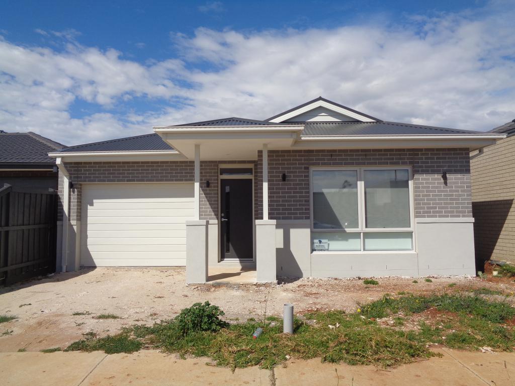 23 Dandelion Cres, Rockbank, VIC 3335