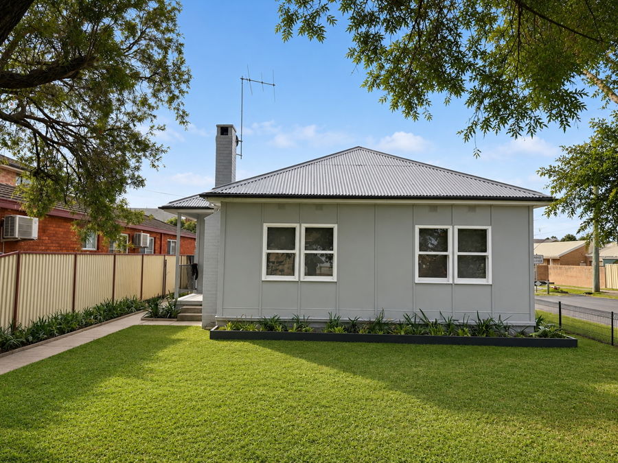 79 Prince St, Canley Heights, NSW 2166