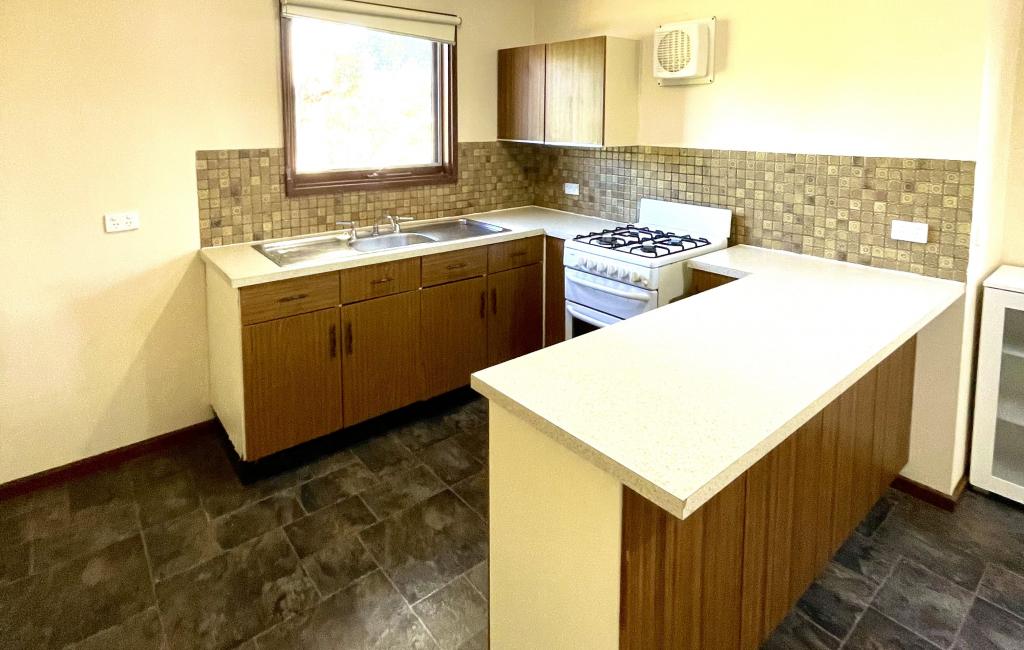 22 Buenavista Cres, Hackham West, SA 5163