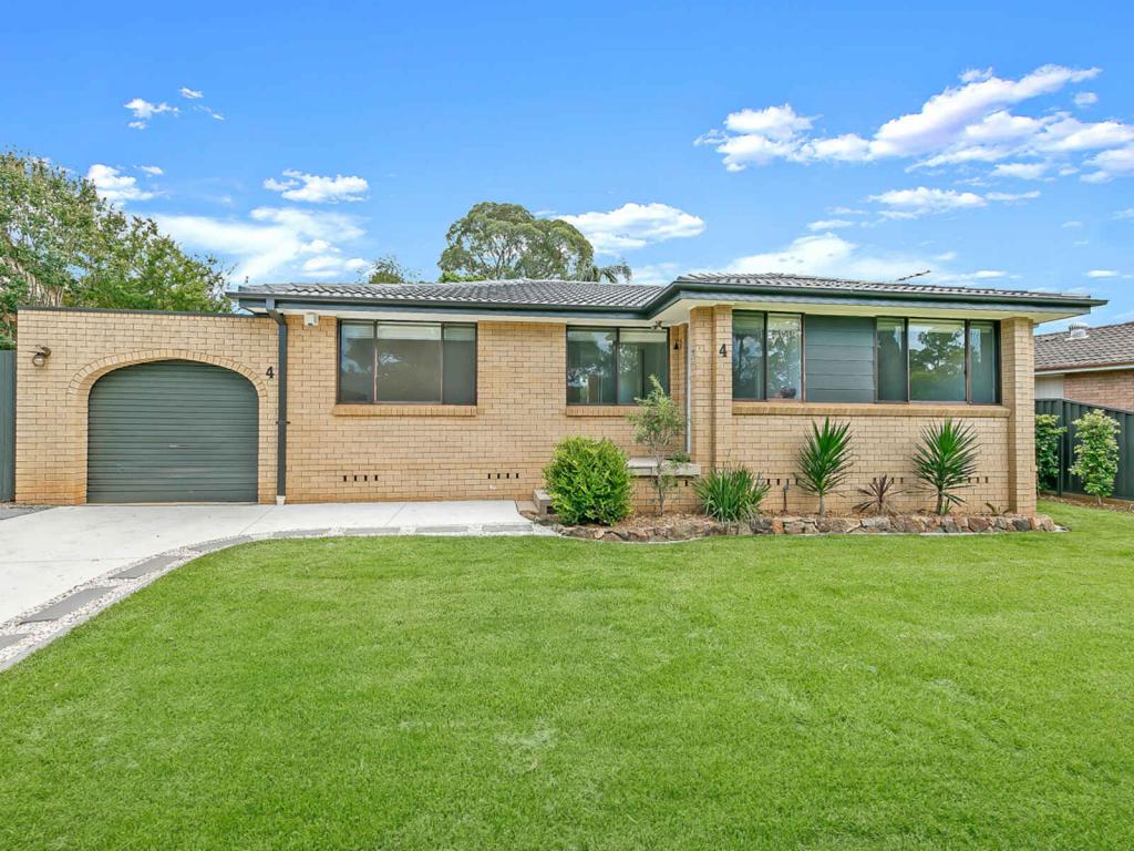 4 Faulkland Cres, Kings Park, NSW 2148