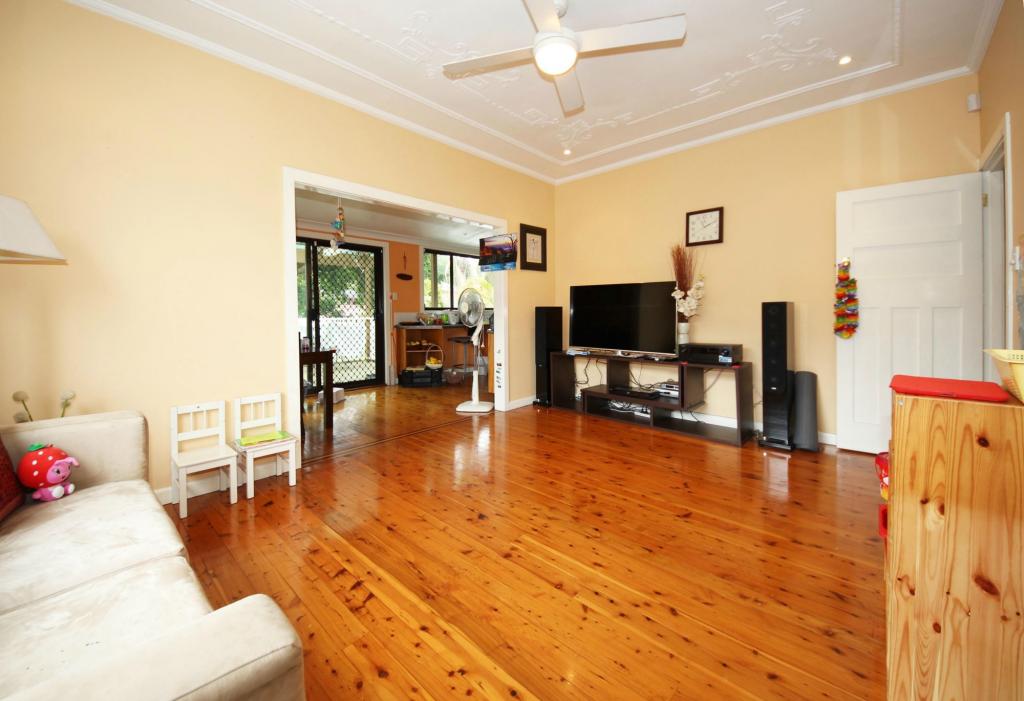 42 Terry Rd, Eastwood, NSW 2122