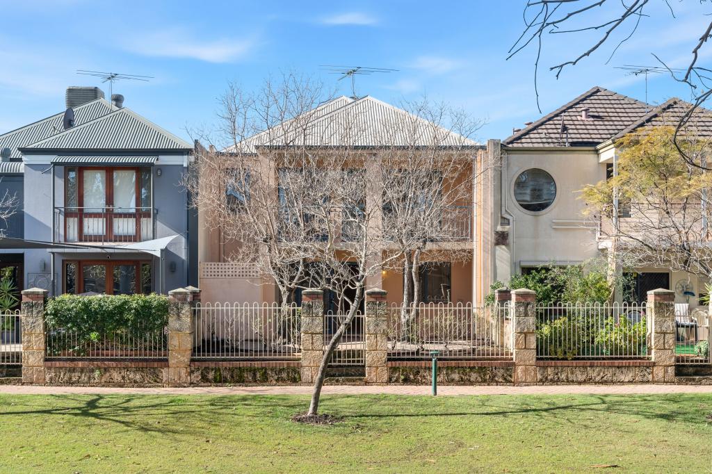 47 SEDGELAND WAY, ASCOT, WA 6104