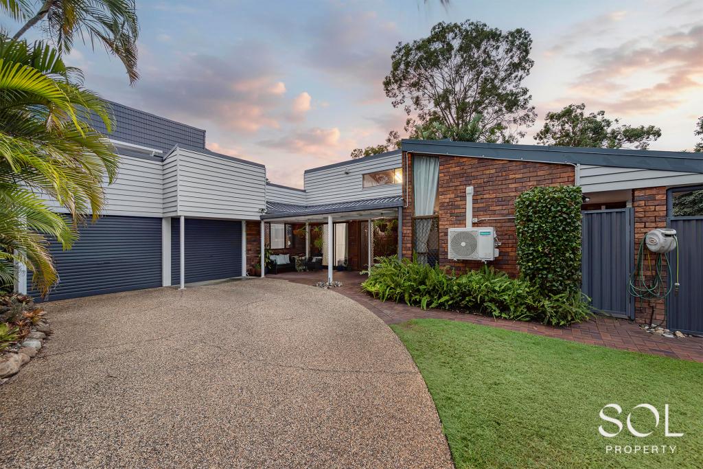 44 MOYSTON ST, CARSELDINE, QLD 4034