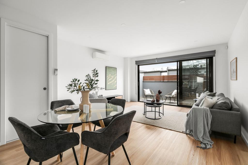 4/96 Snell Gr, Oak Park, VIC 3046