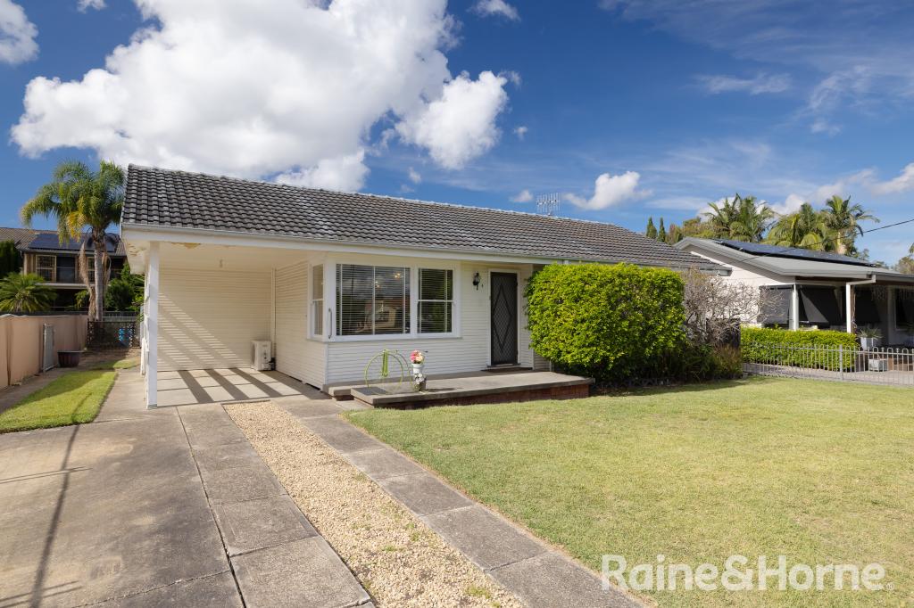 5 Spencer St, Warners Bay, NSW 2282