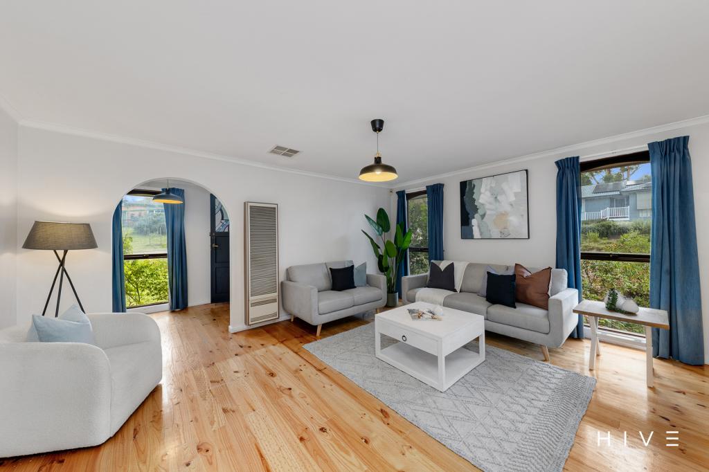 2 Crago Pl, Macgregor, ACT 2615