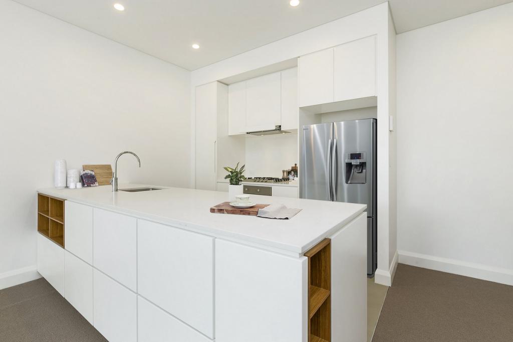 215/58 Peninsula Dr, Breakfast Point, NSW 2137