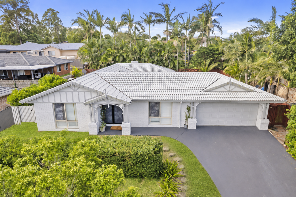 3 AZURE CRES, GRIFFIN, QLD 4503
