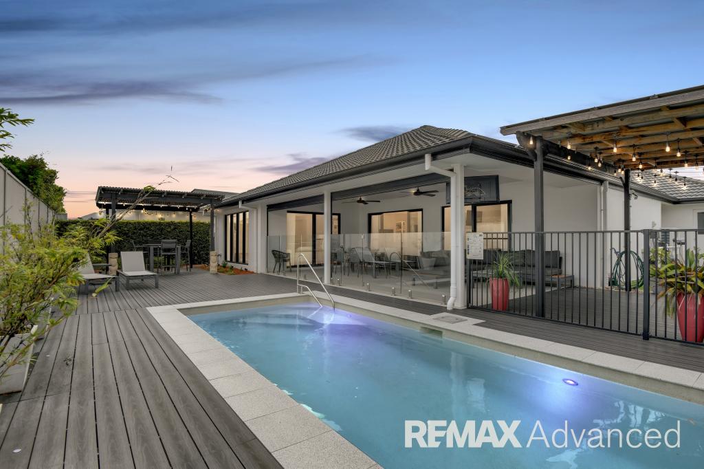 44 CALLISIA CRES, BANKSIA BEACH, QLD 4507