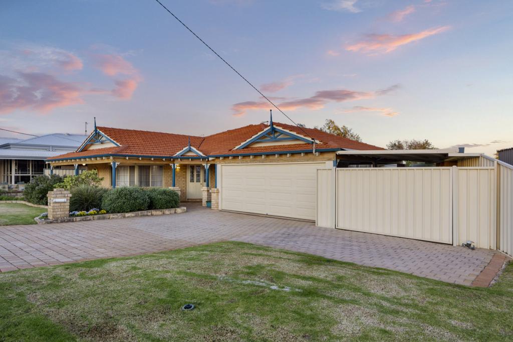 7B BERRY ST, SAFETY BAY, WA 6169